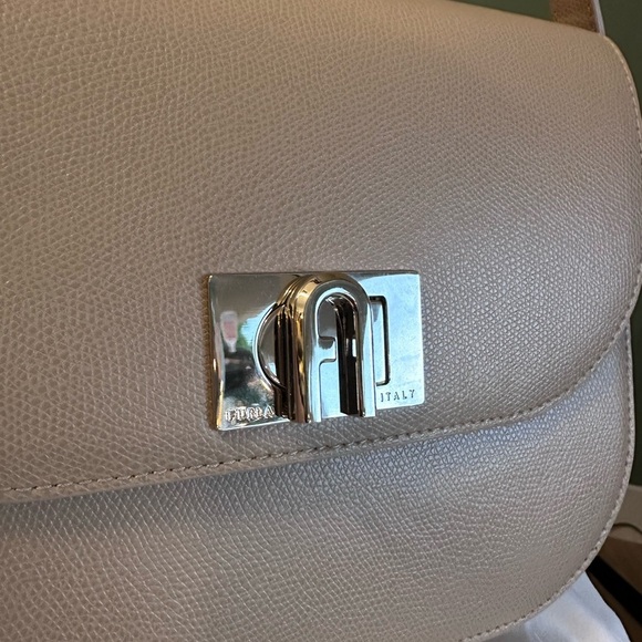 NWT! NEW! Furla Signature Furla 1927 Shoulder Bag -Sand - Picture 8 of 14